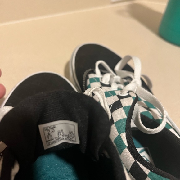 Kids vans size 2 - Picture 2 of 5